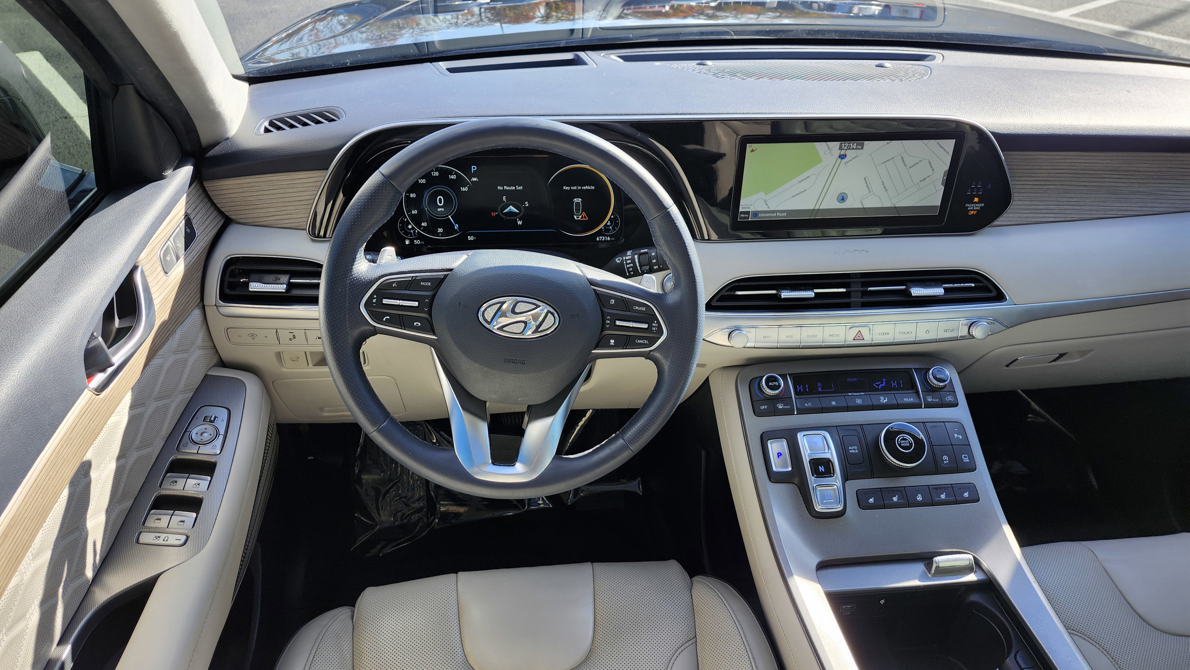 Used 2022 Hyundai Palisade Calligraphy image 27