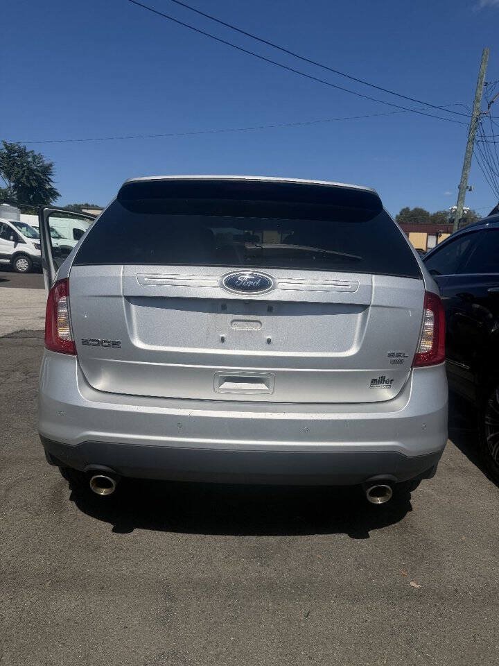 Used 2014 Ford Edge SEL w/ Equipment Group 205A AWD/4WD image 13