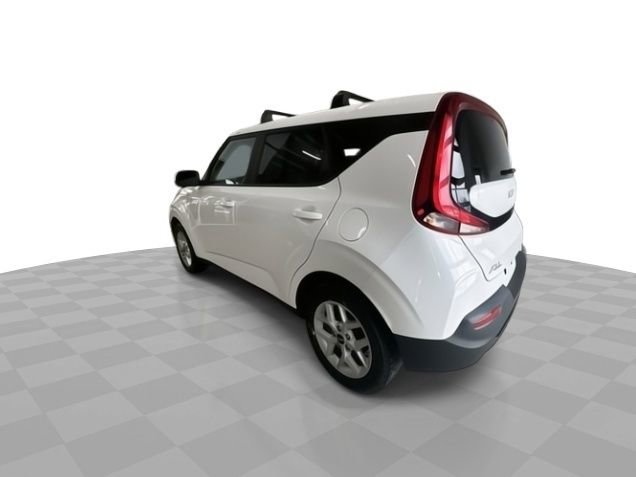 Used 2022 Kia Soul LX w/ Technology Package image 6
