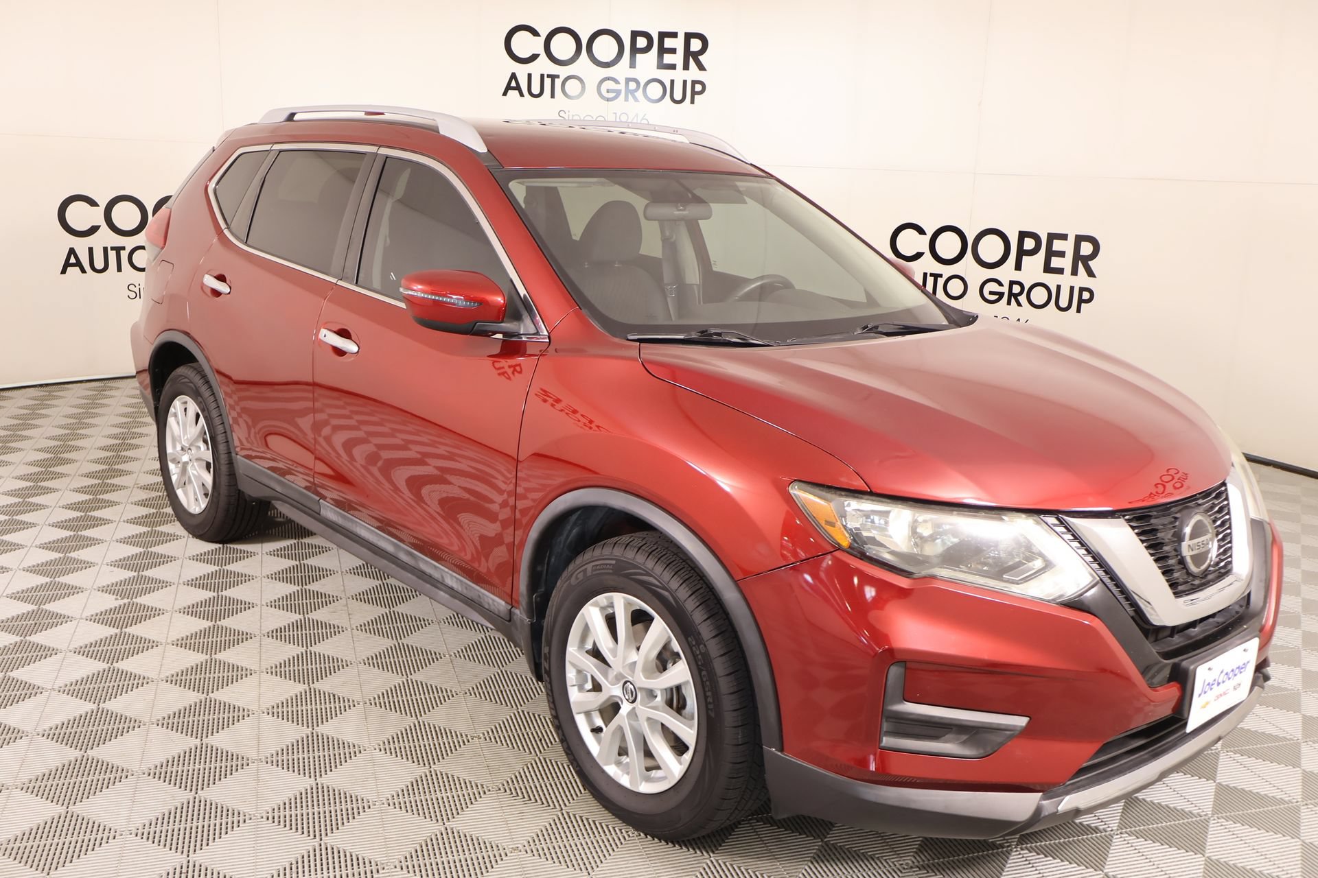 Used 2018 Nissan Rogue SV