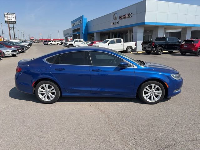 Used 2016 Chrysler 200 Limited image 7