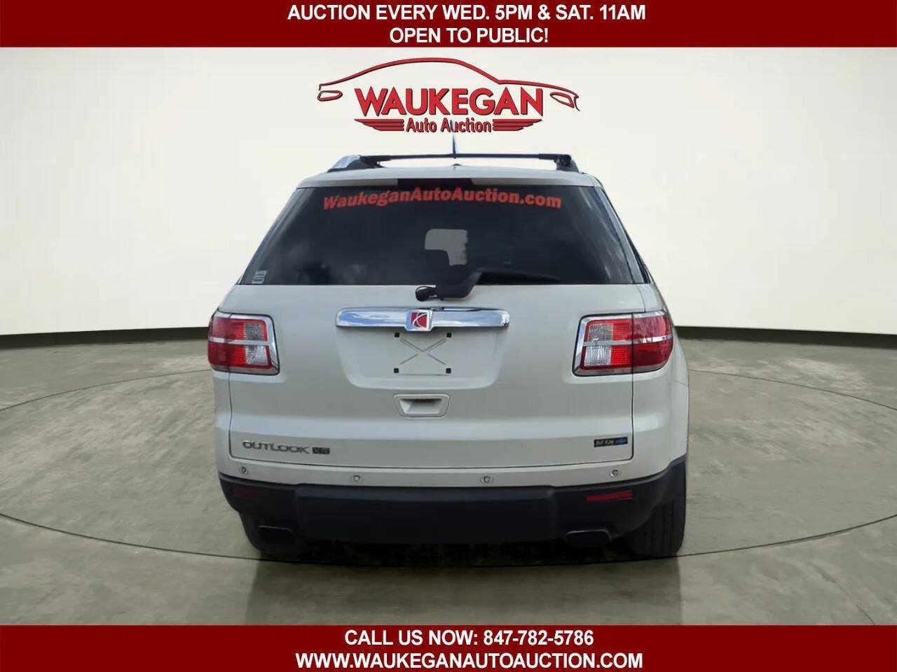 Used 2008 Saturn Outlook XR w/ Premium Trim Package FWD image 6