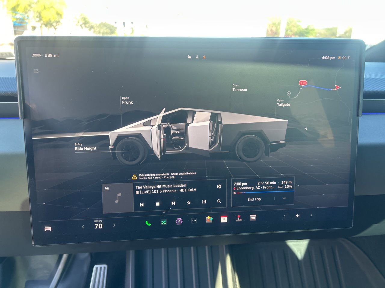 Used 2025 Tesla Cybertruck AWD Crew Cab image 14