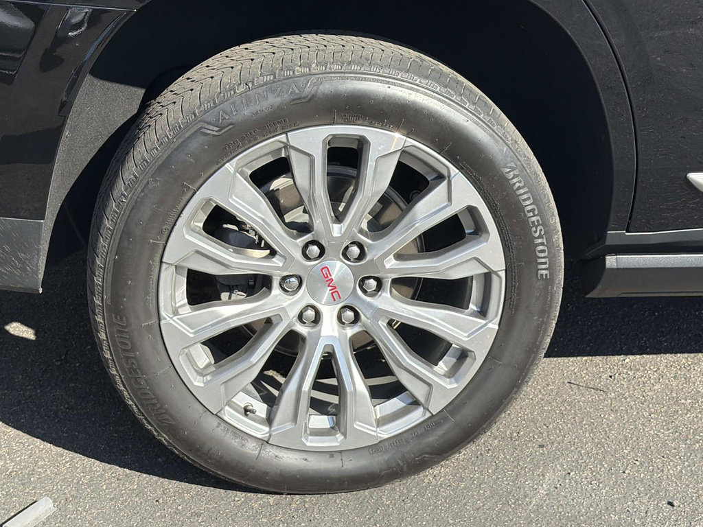 Used 2023 GMC Yukon Denali RWD image 5