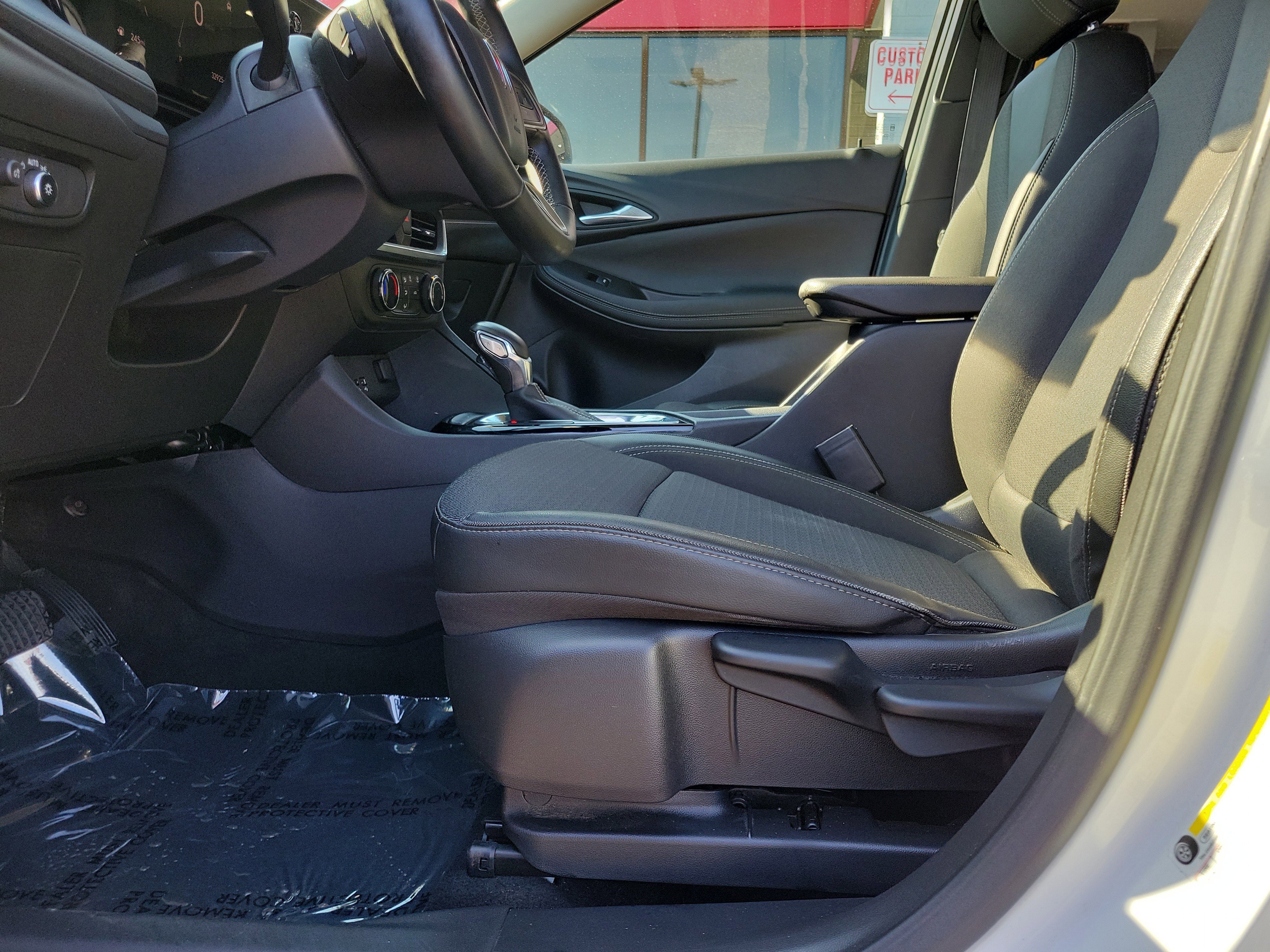 Used 2024 Buick Encore GX Preferred FWD image 16