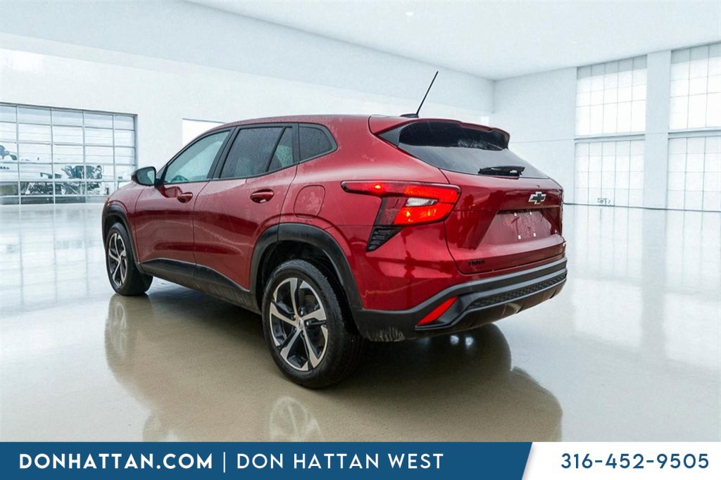 Used 2024 Chevrolet Trax RS image 22