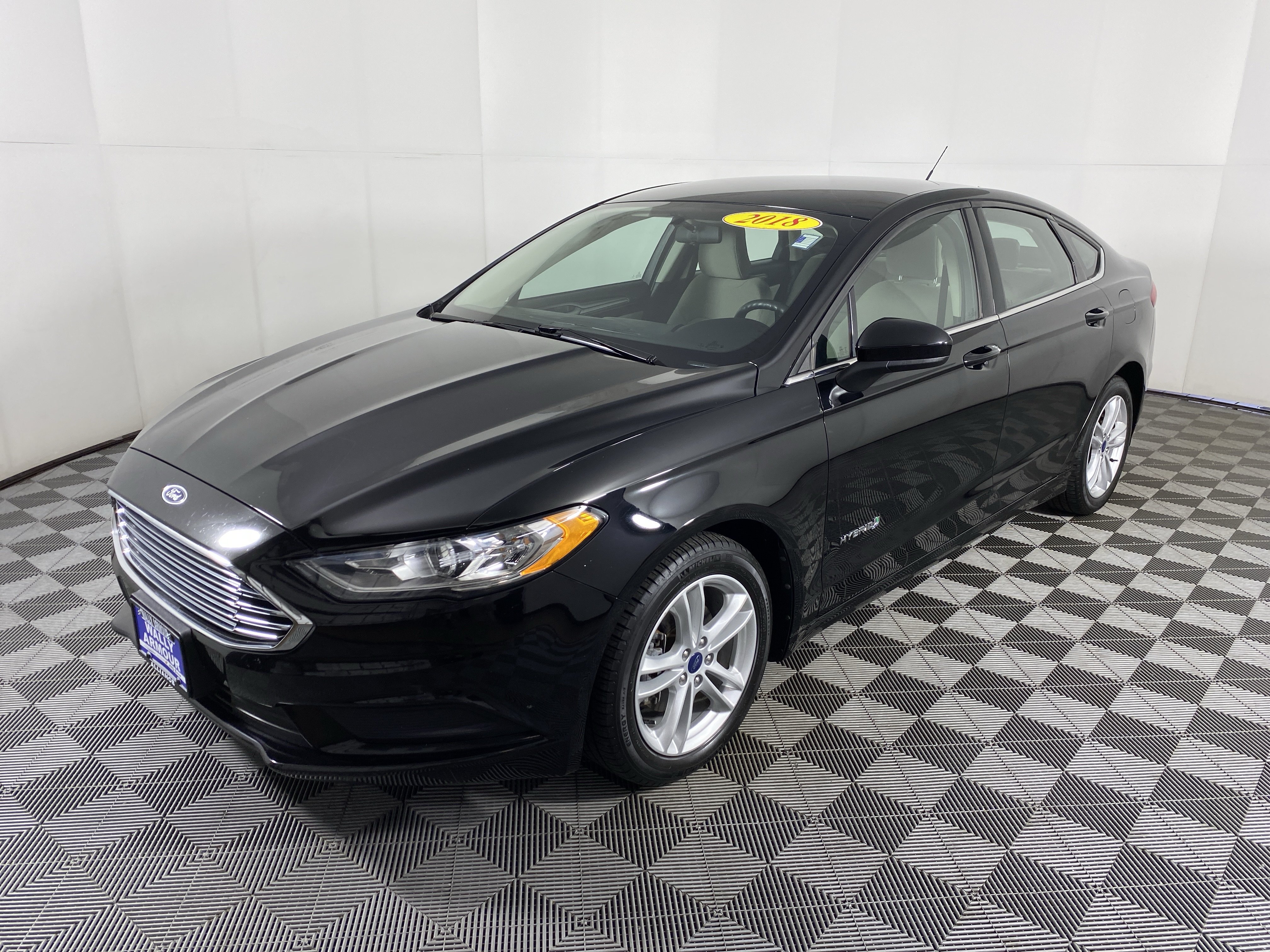 Used 2018 Ford Fusion S FWD image 6