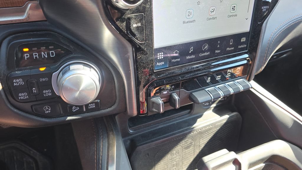 Used 2022 RAM 1500 Limited AWD/4WD image 19