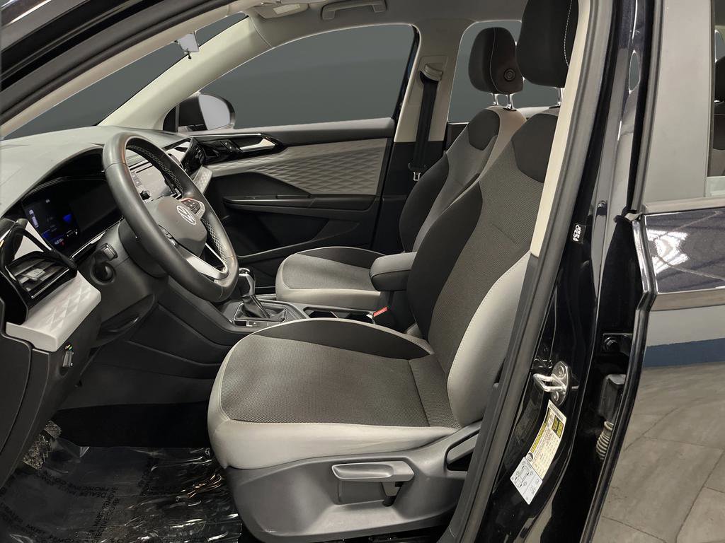 Used 2022 Volkswagen Taos S w/ IQ Drive S Package image 4