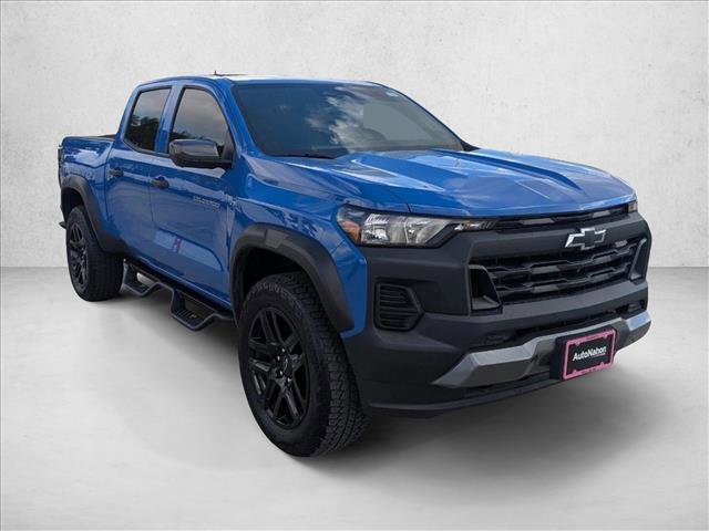 Used 2025 Chevrolet Colorado Trail Boss image 3