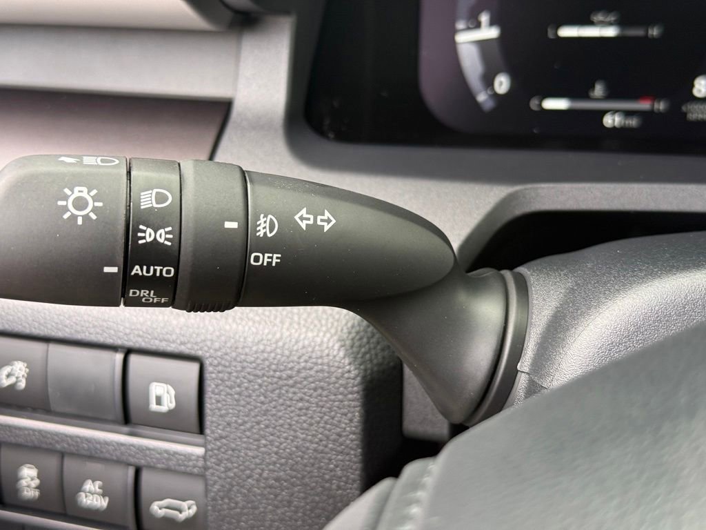 New 2026 Toyota 4Runner TRD Off-Road Premium AWD/4WD image 18