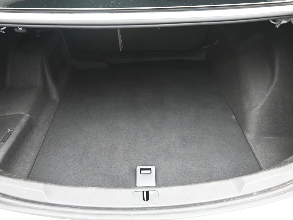 Used 2017 Buick LaCrosse Premium w/ Dynamic Driver Package image 10