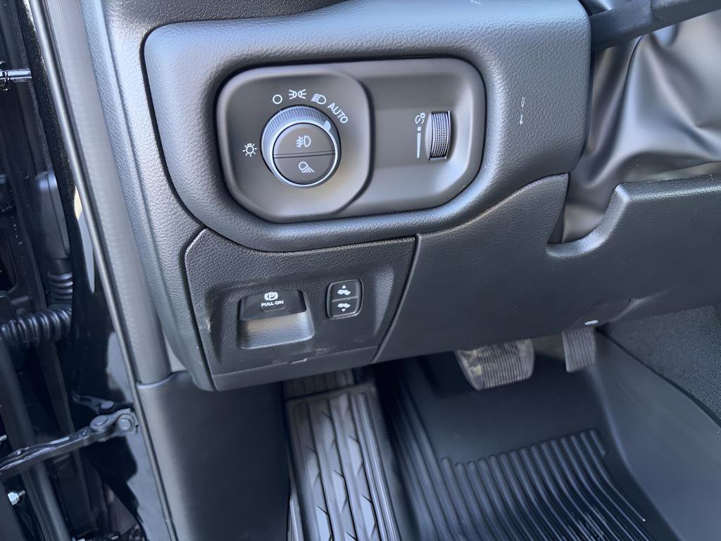 New 2026 RAM 1500 Big Horn AWD/4WD image 13