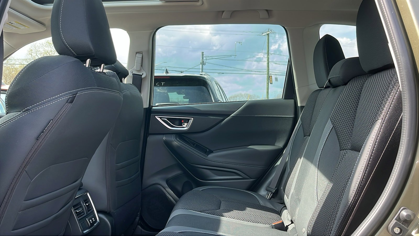 Certified 2023 Subaru Forester Premium AWD/4WD image 21
