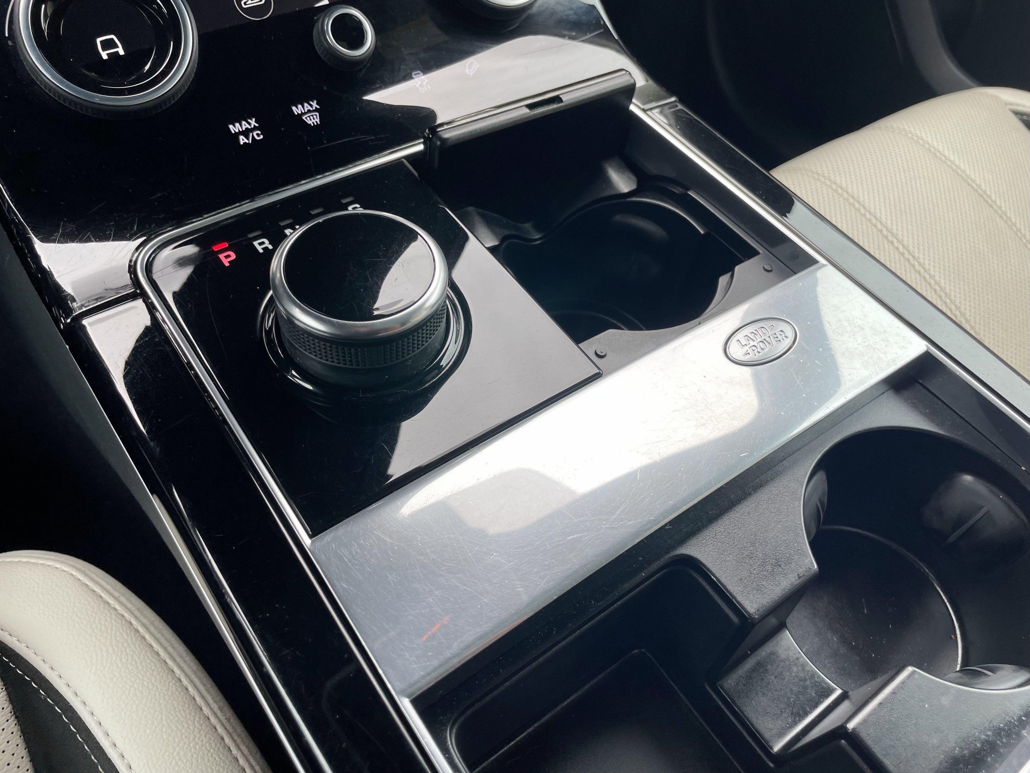 Used 2020 Land Rover Range Rover Velar S AWD/4WD image 20