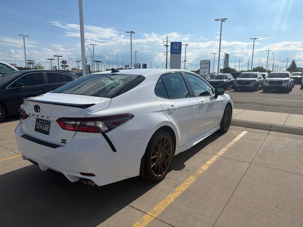 Used 2023 Toyota Camry SE w/ Convenience Package AWD/4WD image 8