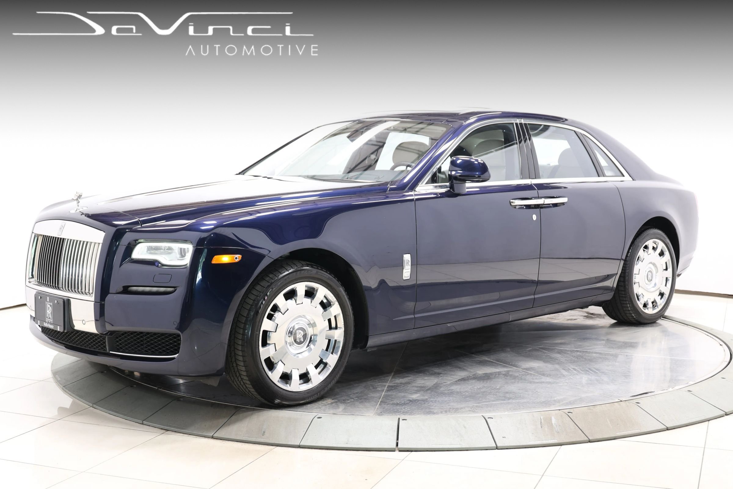 Used 2015 Rolls-Royce Ghost RWD image 1