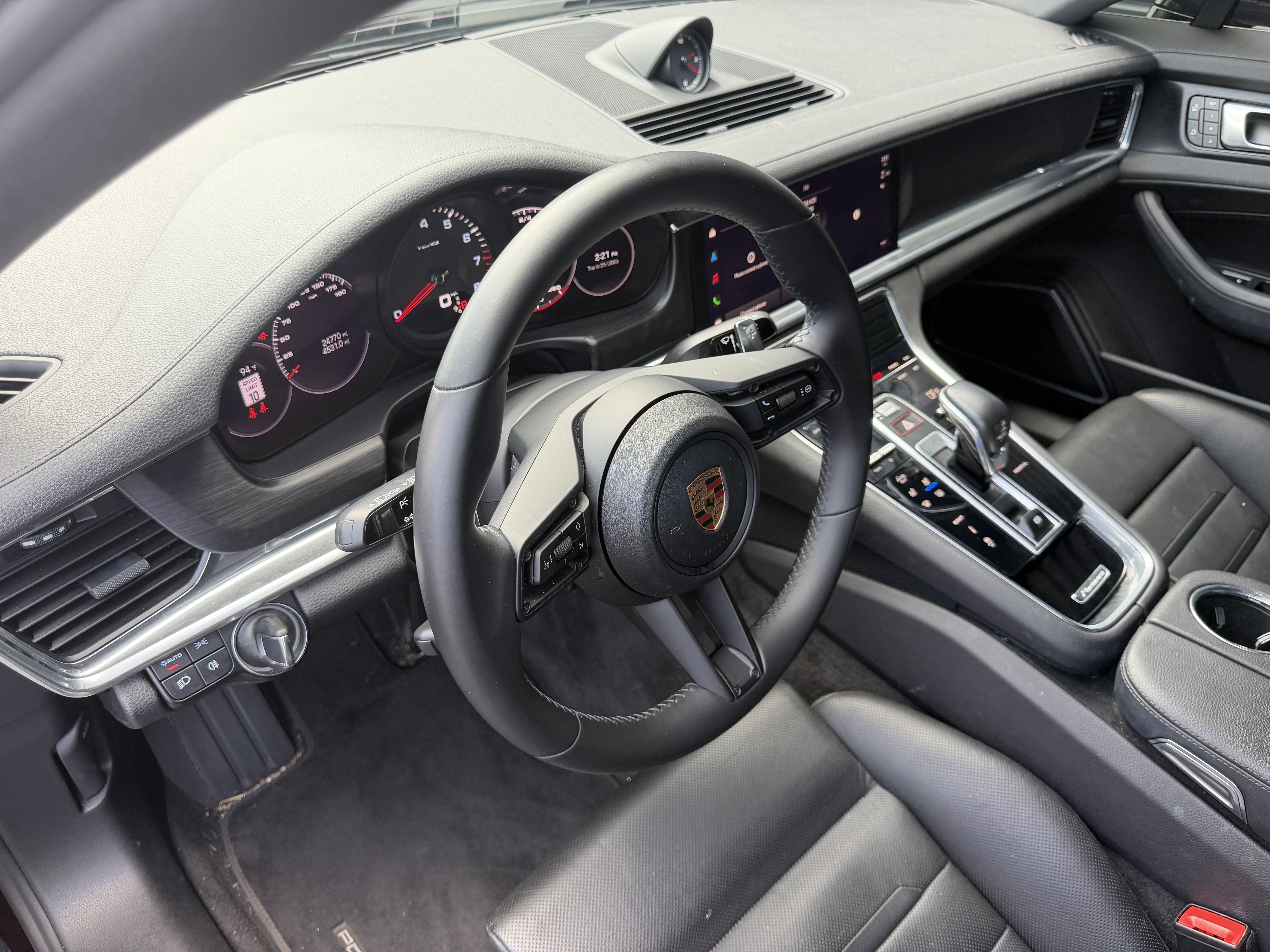 Certified 2023 Porsche Panamera 4 Platinum Edition AWD/4WD image 4
