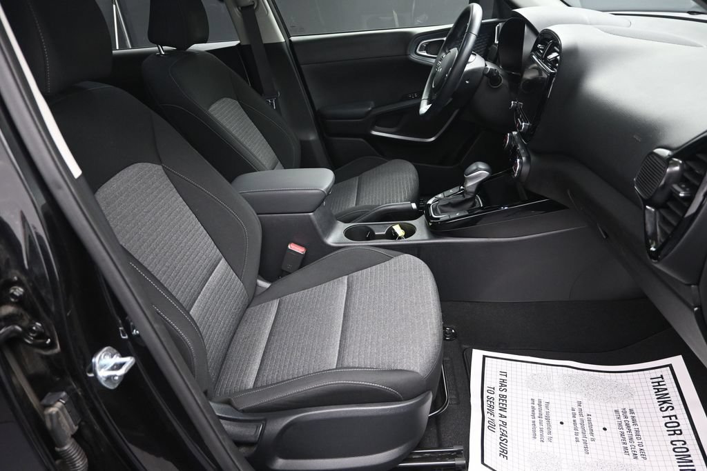 Certified 2023 Kia Soul EX FWD image 35