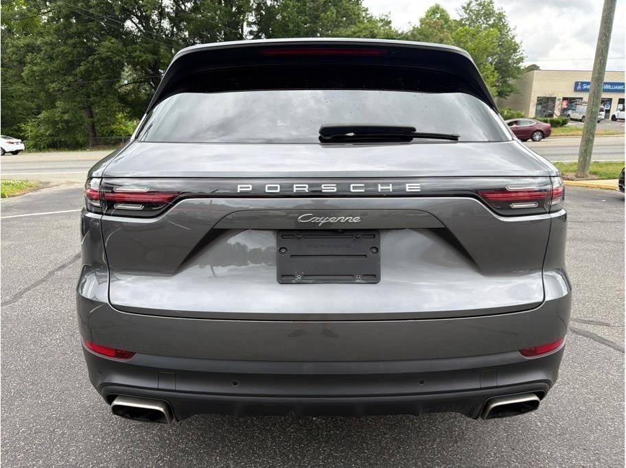Used 2019 Porsche Cayenne S AWD/4WD image 5