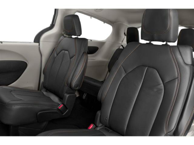 Certified 2019 Chrysler Pacifica Limited w/ Advanced Safetytec Group FWD image 14