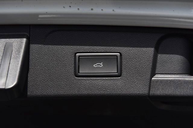 New 2026 Volkswagen Atlas SEL Premium R-Line image 26