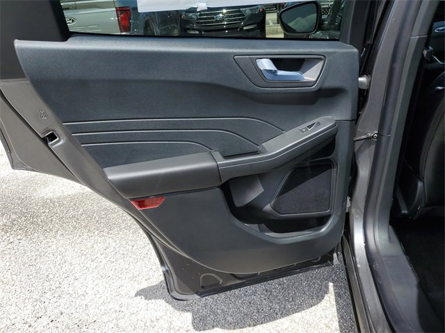 New 2025 Ford Escape ST-Line w/ Equipment Group 301A image 13