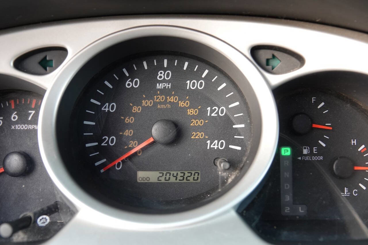 Used 2005 Toyota Highlander Limited AWD/4WD image 82