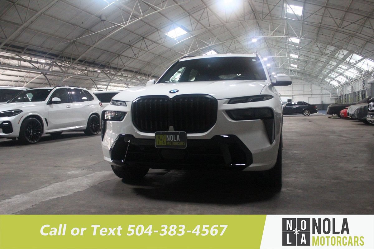 Used 2026 BMW X7 xDrive40i w/ Executive Package AWD/4WD image 4