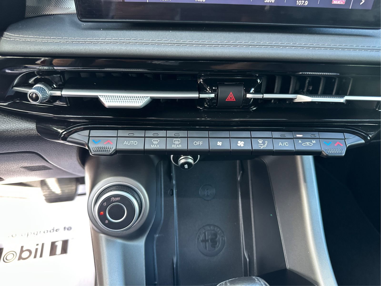 Used 2024 Alfa Romeo Tonale Ti w/ Premium Interior Package image 28