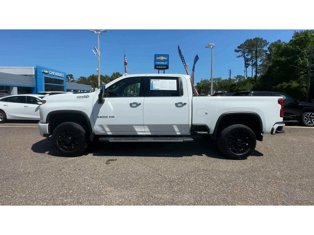 Used 2022 Chevrolet Silverado 3500 High Country w/ Technology Package AWD/4WD image 5
