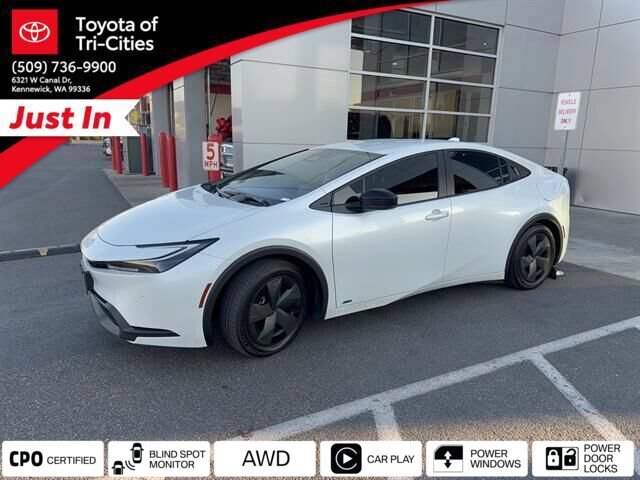 Certified 2023 Toyota Prius LE AWD/4WD image 30