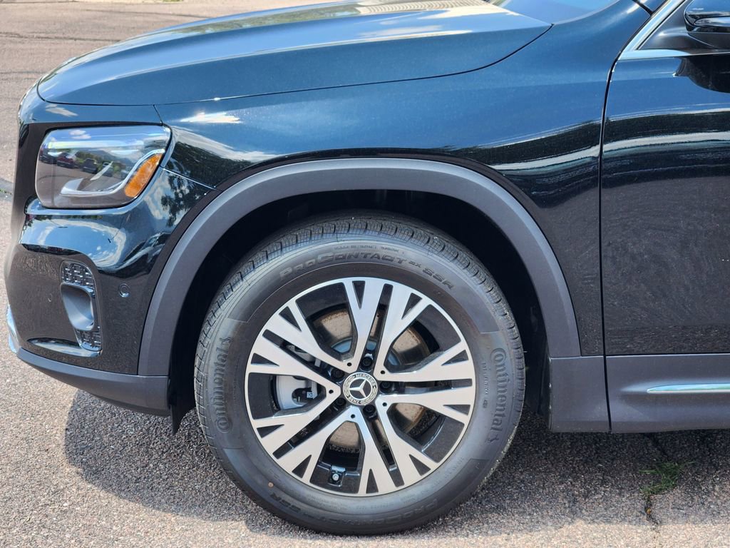 New 2025 Mercedes-Benz GLB 250 4MATIC image 9