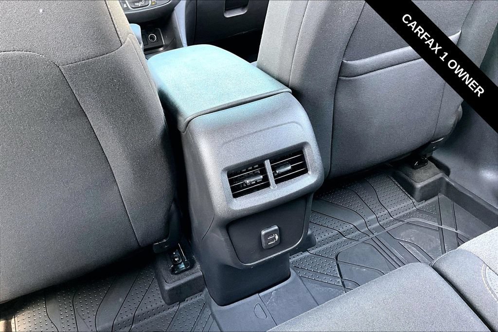 Used 2022 Chevrolet Equinox LT w/ LPO, Floor Liner Package FWD image 12