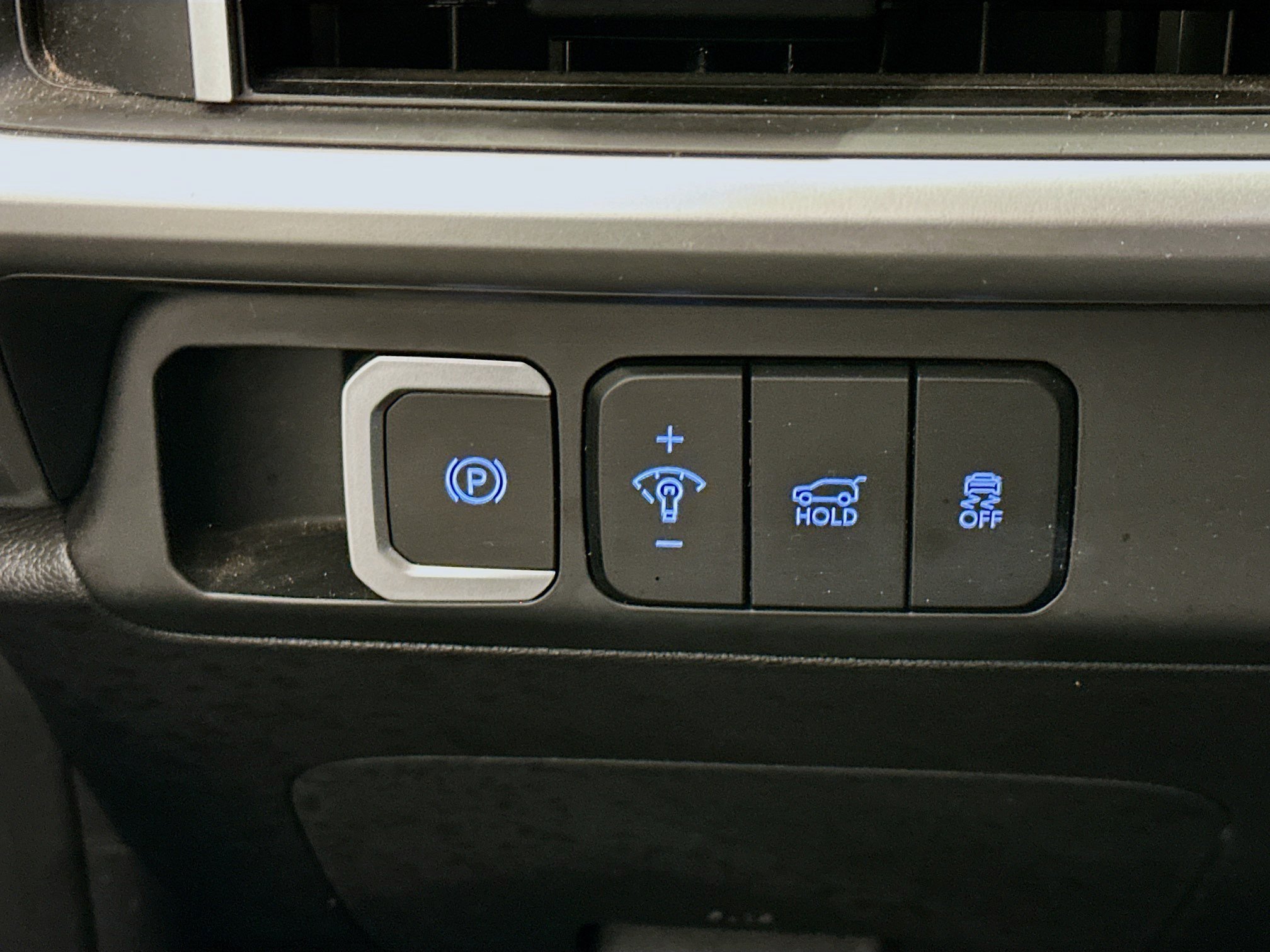 Used 2025 Hyundai Santa Fe SEL AWD/4WD image 17