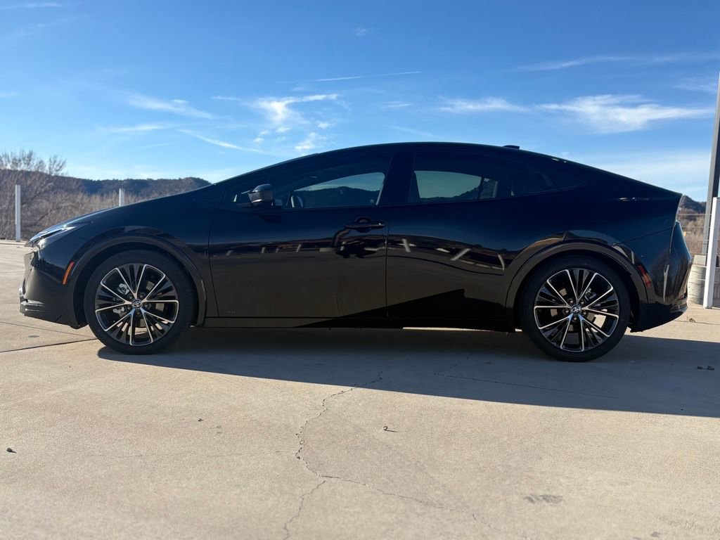 New 2026 Toyota Prius Limited image 3