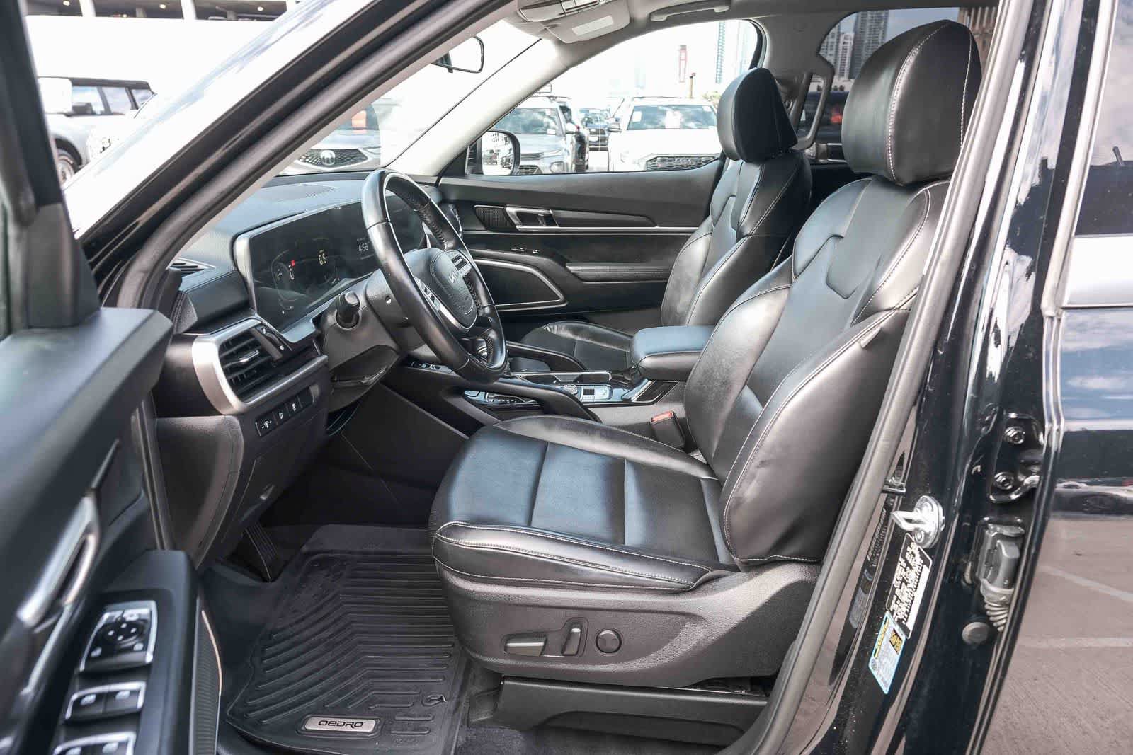 Used 2024 Kia Telluride S w/ S Sunroof Package FWD image 21