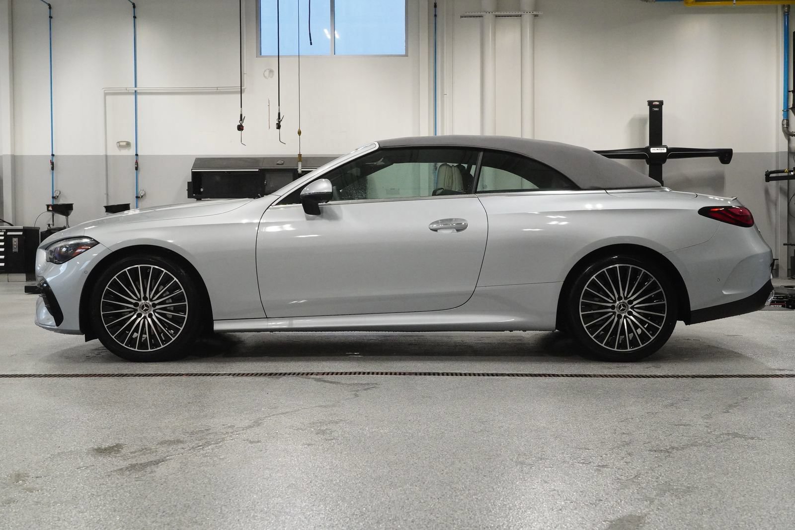 New 2026 Mercedes-Benz CLE 300 4MATIC Cabriolet image 11