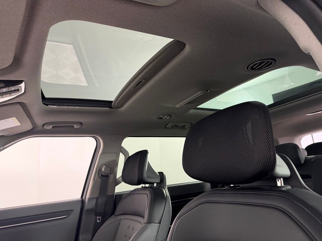 Used 2024 Kia EV9 Wind AWD/4WD image 25