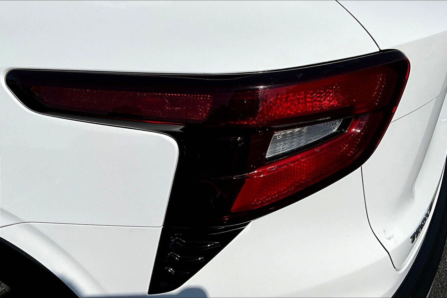 Used 2025 Chevrolet Trax LT w/ Driver Confidence Package image 23