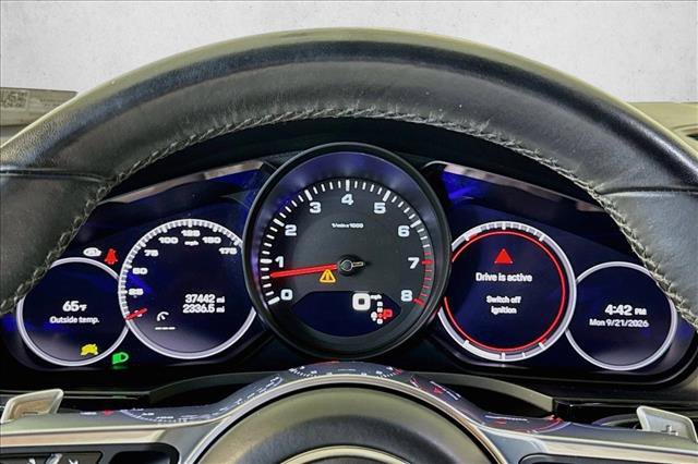 Used 2023 Porsche Cayenne Coupe AWD/4WD image 12