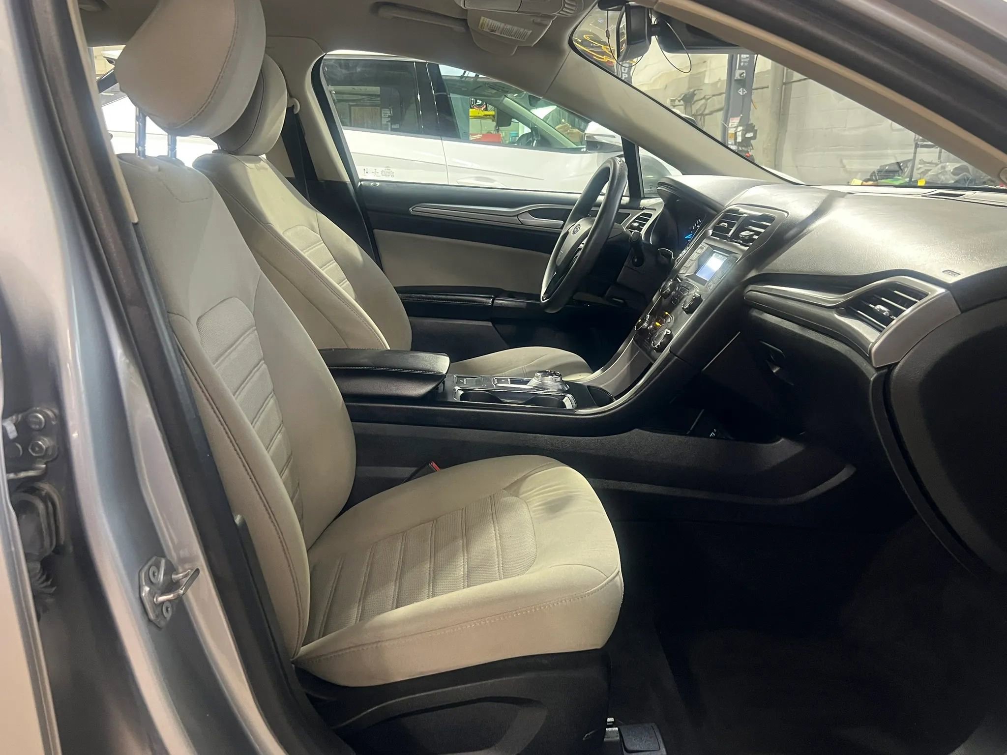 Used 2020 Ford Fusion S FWD image 28
