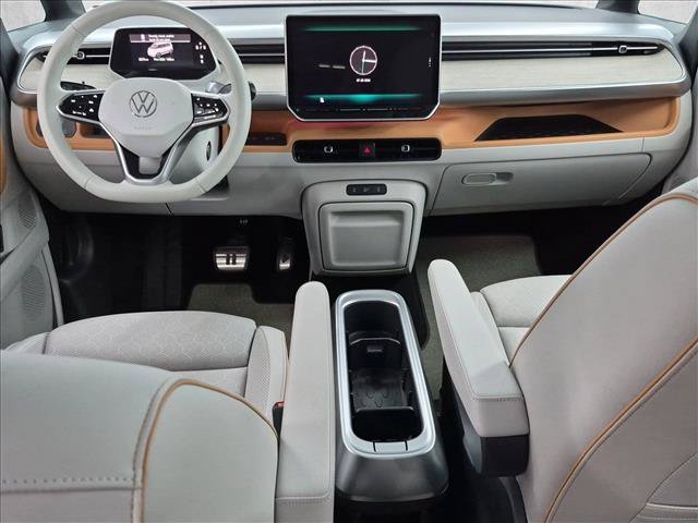 Used 2025 Volkswagen ID. Buzz 1st Edition AWD/4WD image 17