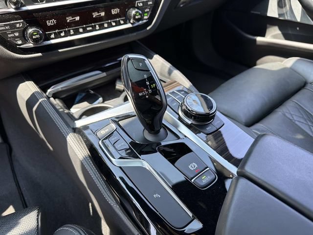 Used 2018 BMW M550i xDrive AWD/4WD image 20