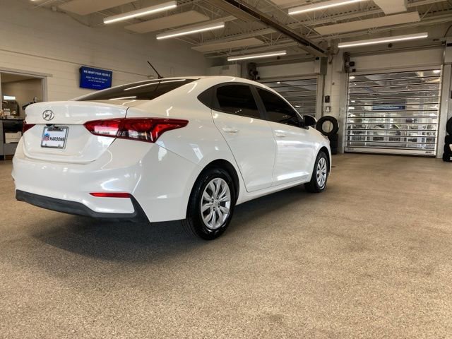 Used 2022 Hyundai Accent SE FWD image 5