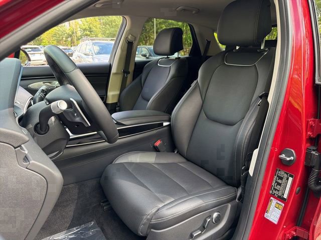Used 2025 Genesis GV70 2.5T AWD/4WD image 17