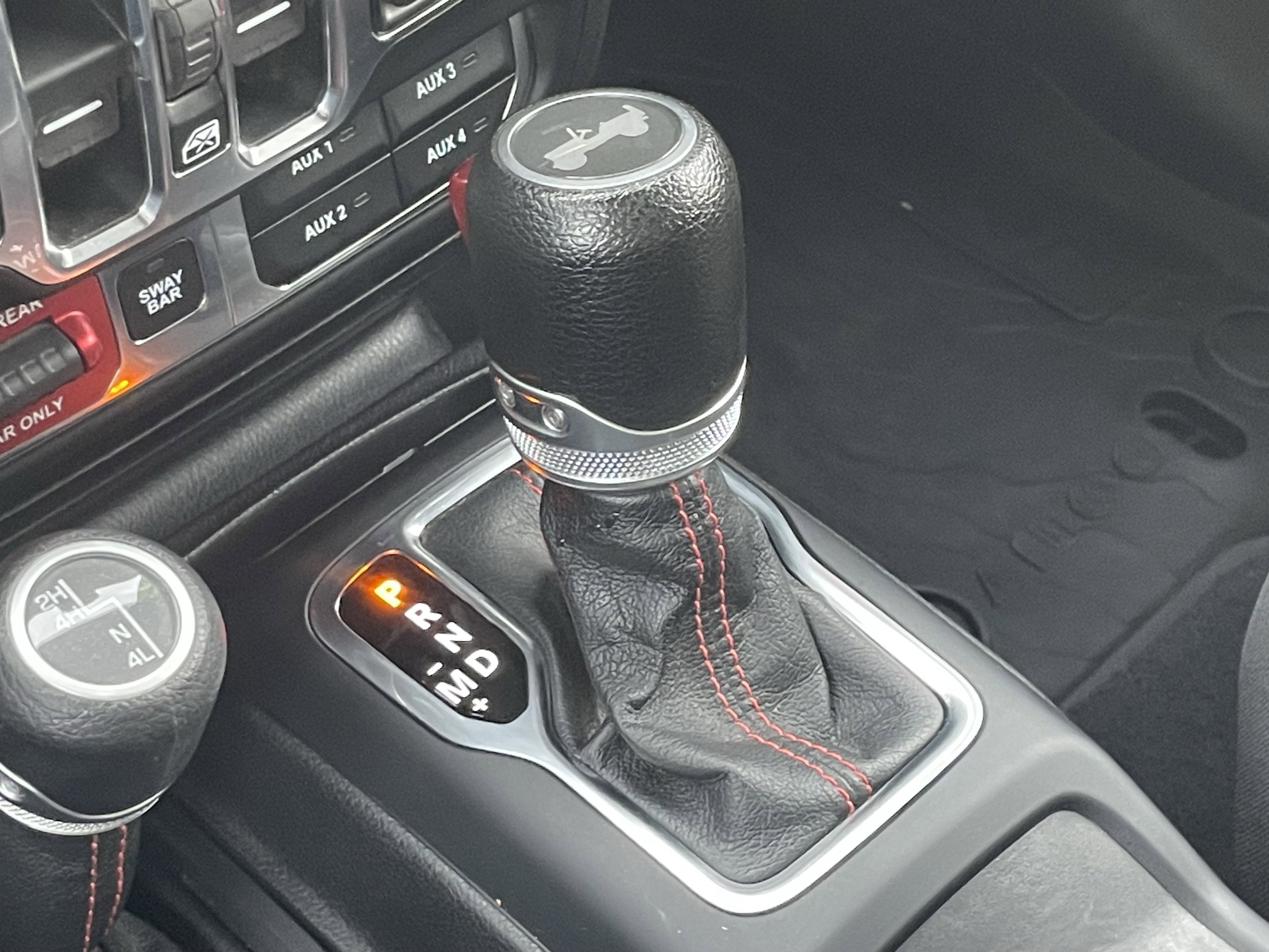 Used 2020 Jeep Wrangler Unlimited Rubicon w/ Dual Top Group image 23