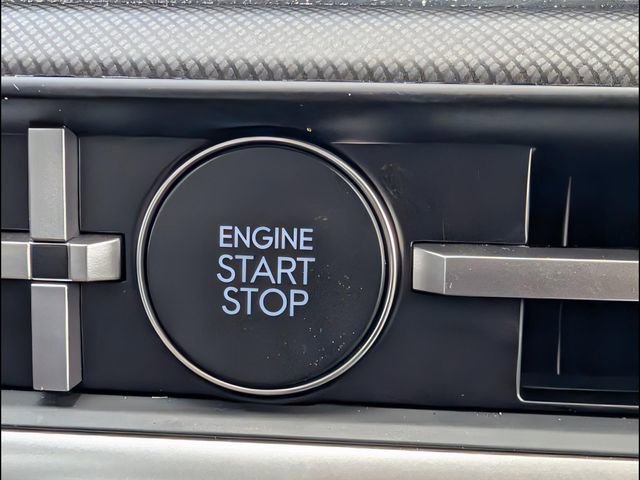 Used 2025 Hyundai Santa Fe XRT image 12