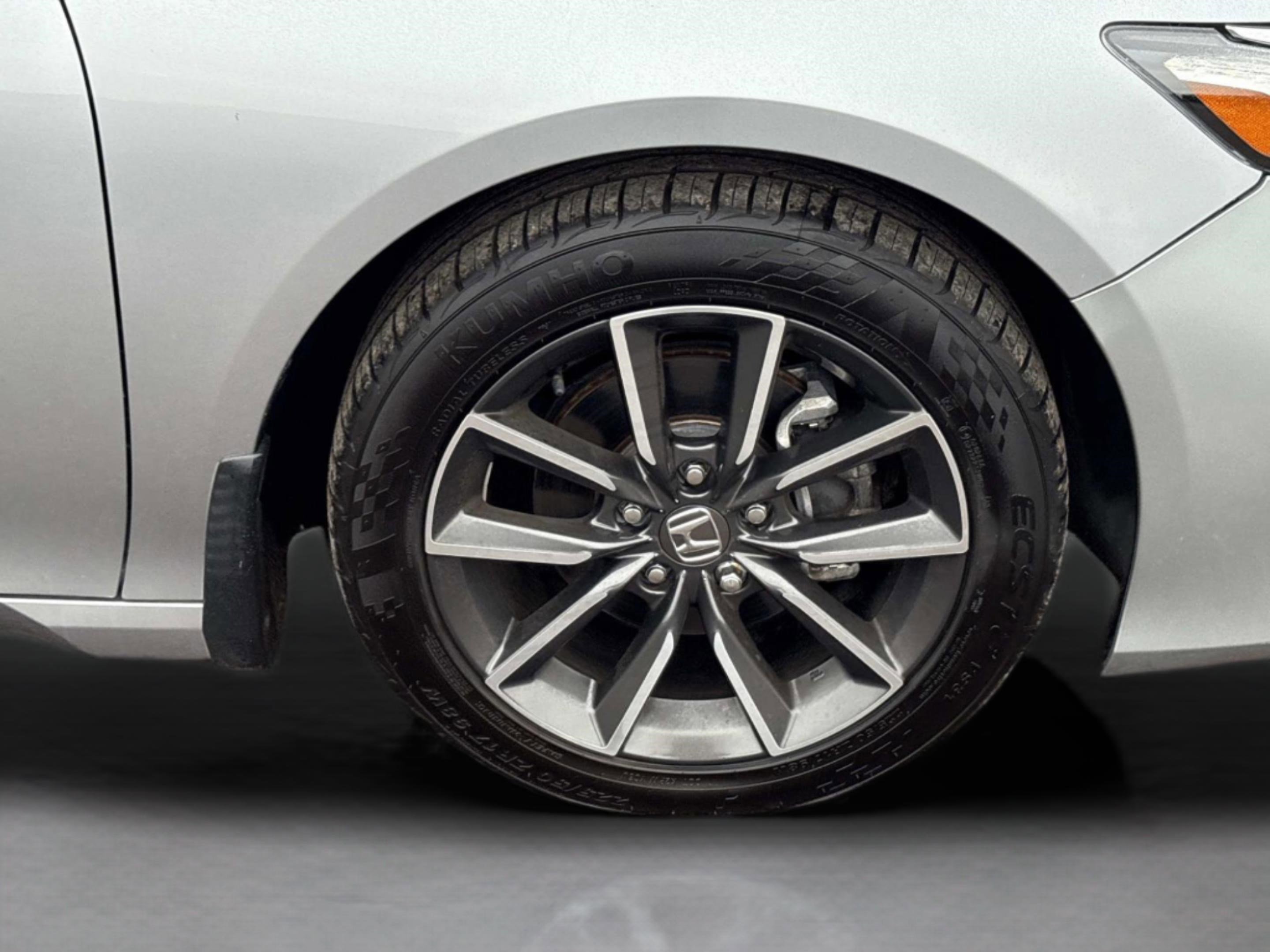 Used 2021 Honda Accord EX-L image 9