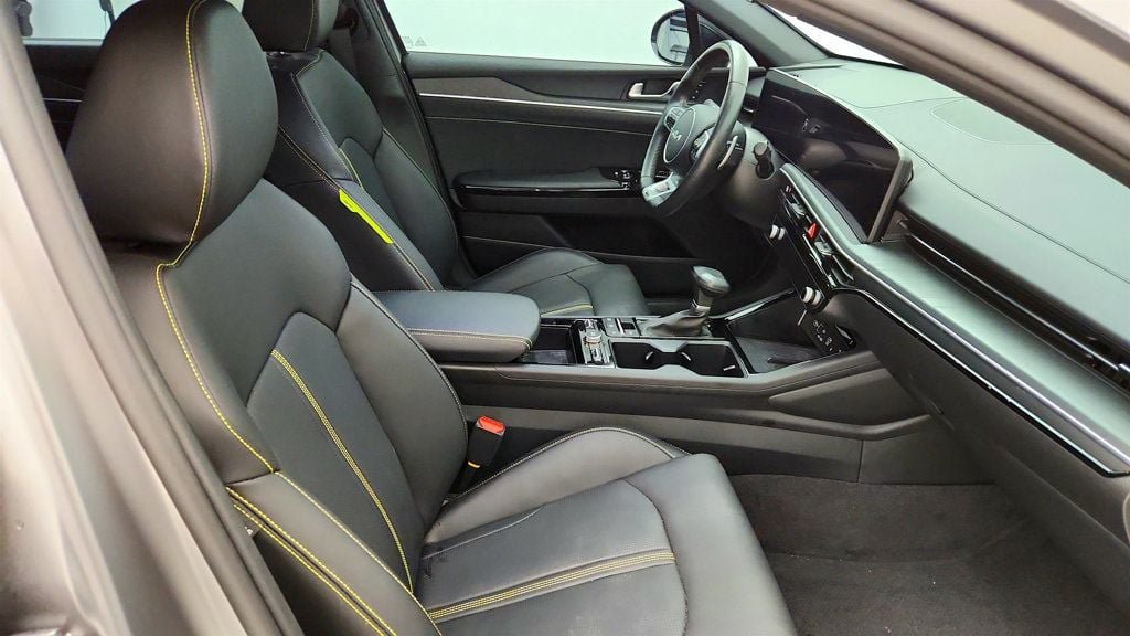 Used 2025 Kia K5 GT w/ GT1 Package FWD image 23
